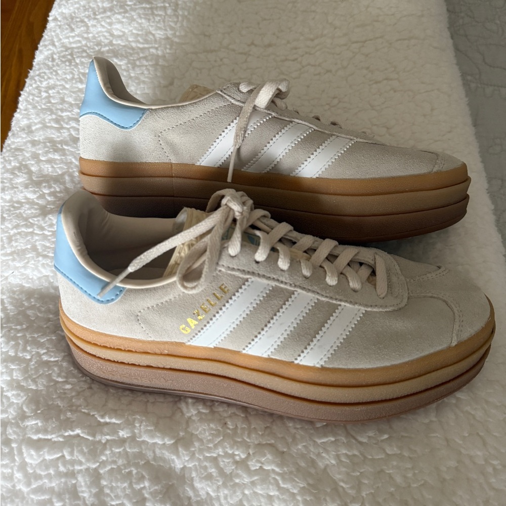 Adidas Women's Gazelle Sneakers - Beige and Light Blue